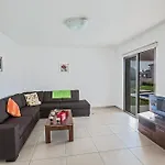 Villa Petreris Enas - Stunning 3 Bedroom Ayia Napa Villa With Pool - Short Walk To Nissi Avenue