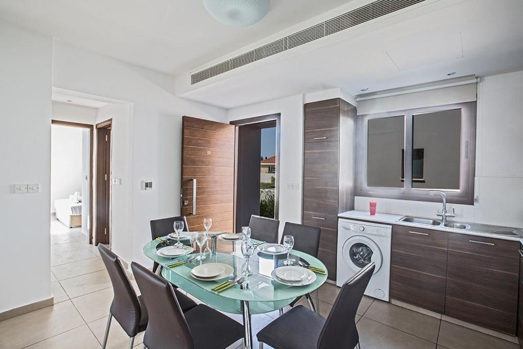 Villa Petreris Enas - Stunning 3 Bedroom Ayia Napa Villa With Pool - Short Walk To Nissi Avenue Villa Agia Napa