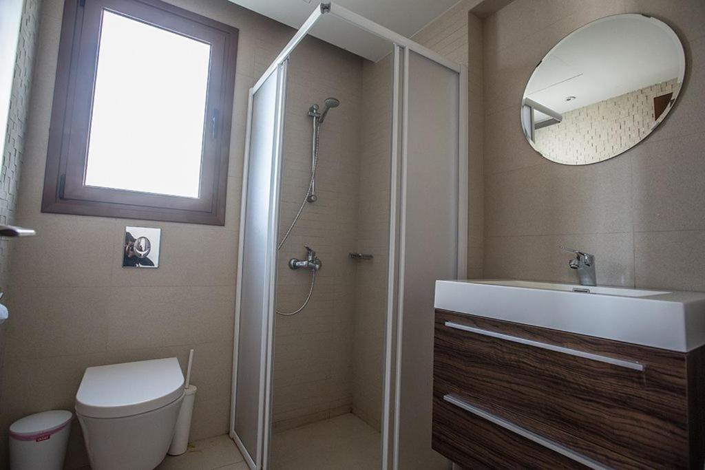 Villa Villa Petreris Enas - Stunning 3 Bedroom Ayia Napa Villa With Pool - Short Walk To Nissi Avenue *