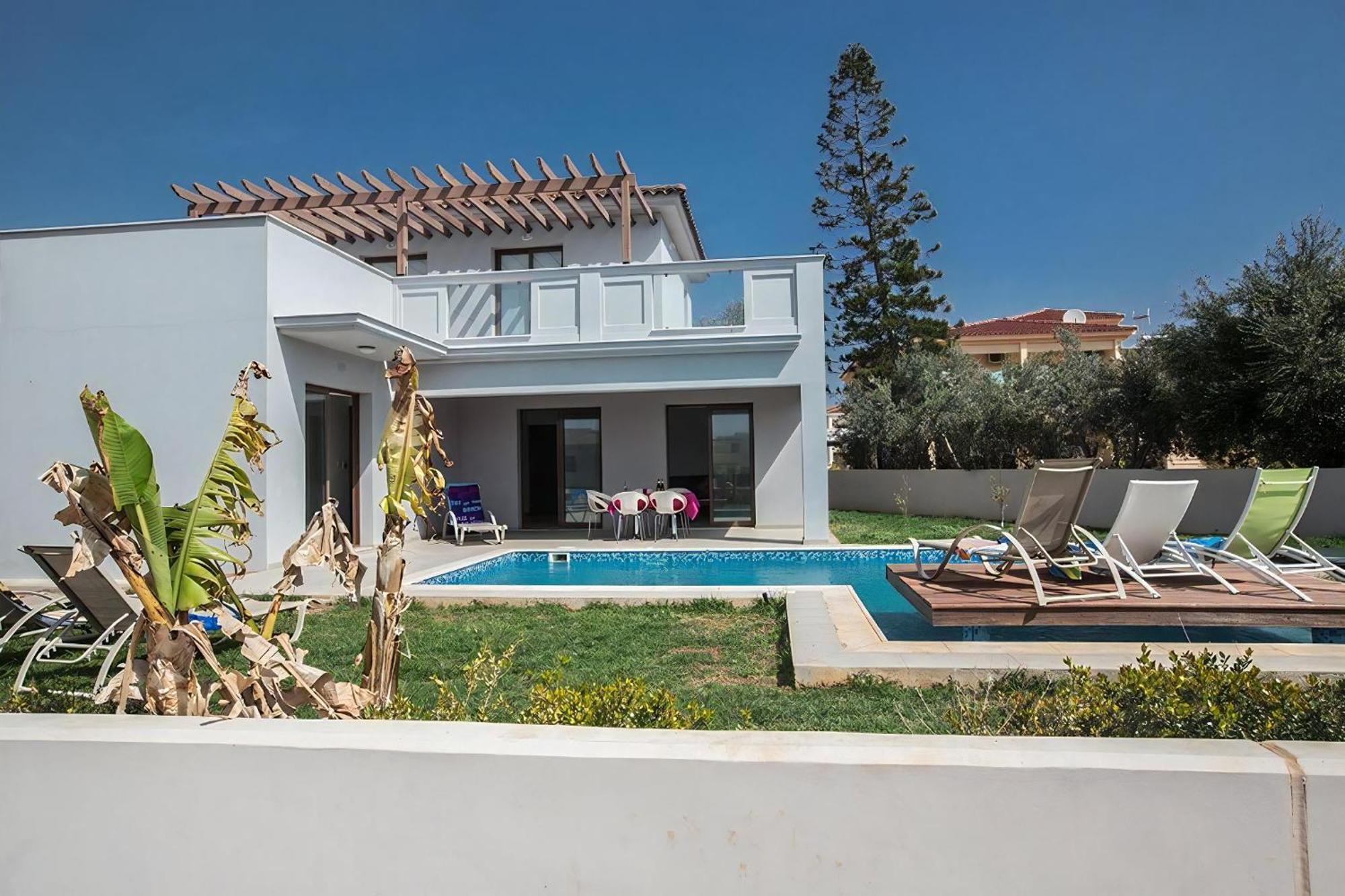 Villa Petreris Enas - Stunning 3 Bedroom Ayia Napa Villa With Pool - Short Walk To Nissi Avenue * Agia Napa